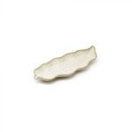 KYPSELI  ΔΙΣΚΟΣ ΜΕ ΦΥΛΛΟ ΜΠΕΖ ΣΤΕΝΟ 28*11CM STONEWARE Le Coq Italy